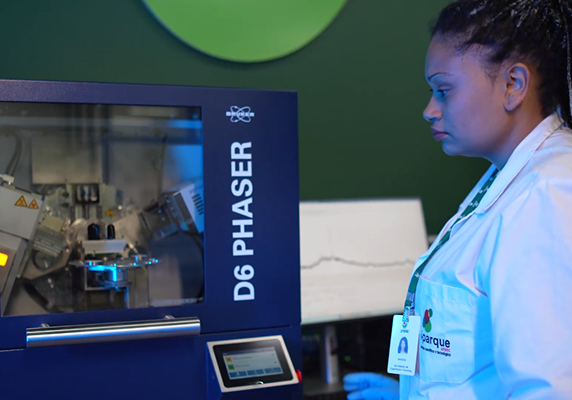 Laboratórios & Equipamentos