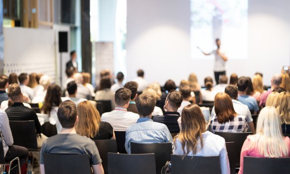 Relatoria de Conferências