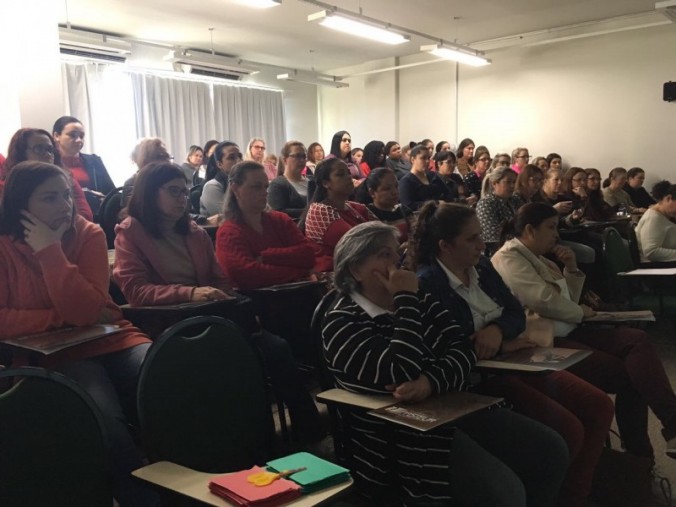 Palestra - Preveno e Promoo  Pessoa com Cncer - AMOVI