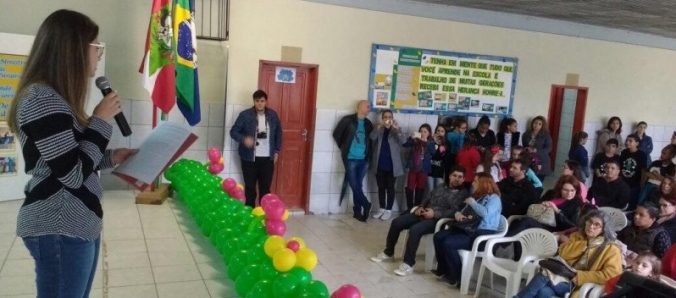 Cedoc lana livro sobre Escola Jarbas Passarinho